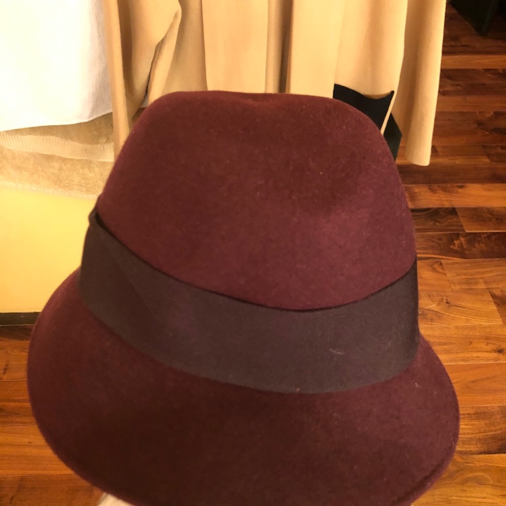Wool Hat - Picture 5 of 7